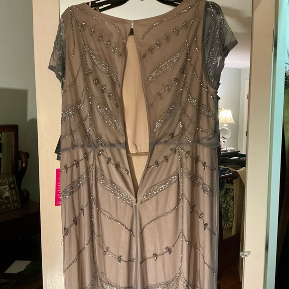 Adrianna Papell Gray Beaded Maxi Dress - Picture 6 of 6
